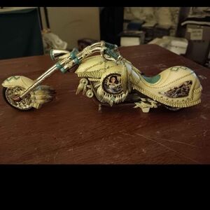 Is Bradford exchange Native American chopper?